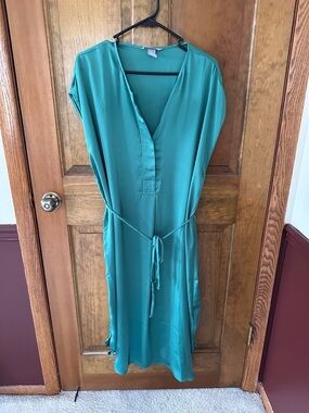 H&M Emerald Green Blouse